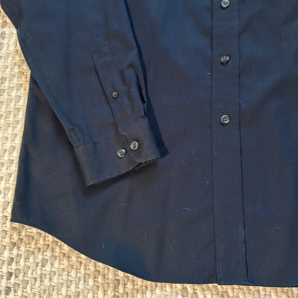 LL Bean LS Dress Shirt - Picture 4 of 7